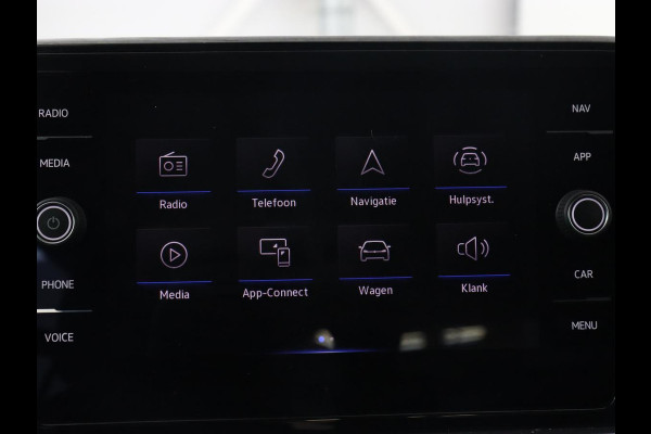 Volkswagen T-Roc 1.5 TSI Life Business | Stoelverwarming | Camera | Virtual Cockpit | Carplay | Full LED | Adaptive cruise | Navigatie | Park Assist | Climate control | DAB | Bluetooth