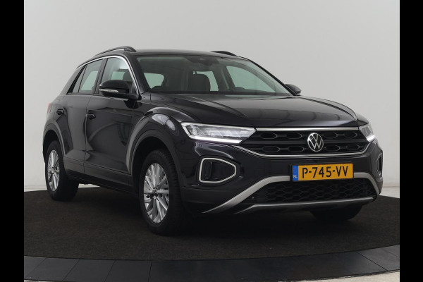 Volkswagen T-Roc 1.5 TSI Life Business | Stoelverwarming | Camera | Virtual Cockpit | Carplay | Full LED | Adaptive cruise | Navigatie | Park Assist | Climate control | DAB | Bluetooth