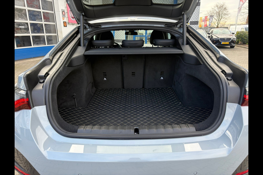 BMW i4 EDrive40 High Executive 84 kWh