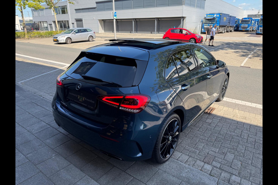 Mercedes-Benz A-Klasse 250 e AMG LED/PDC/CAM/NAVI/LEER/LMV19