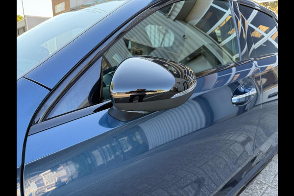 Mercedes-Benz A-Klasse 250 e AMG LED/PDC/CAM/NAVI/LEER/LMV19