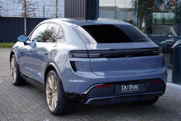 Porsche Macan Turbo 100 kWh / Passenger Display / Panoramadak / 2 D.Km