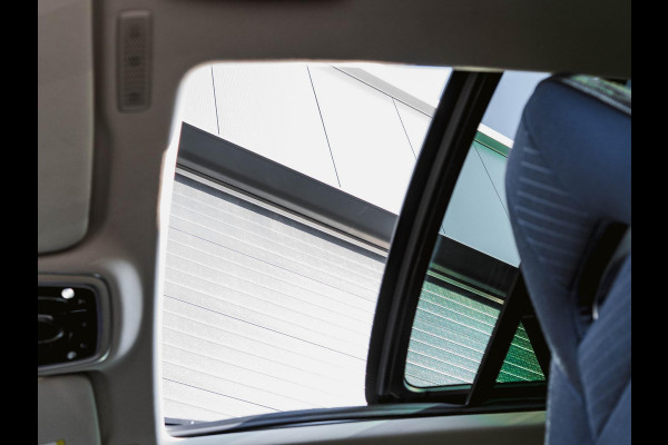 Lynk & Co 01 1.5 Black Edition Panoramadak|360° Camera|ACC|Stoelverwarming|Navi|Carplay