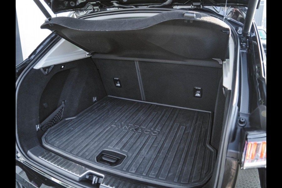 Lynk & Co 01 1.5 Black Edition Panoramadak|360° Camera|ACC|Stoelverwarming|Navi|Carplay