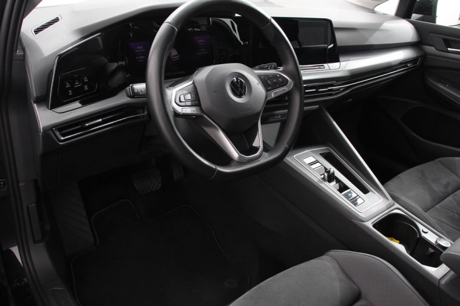 Volkswagen Golf 1.5 eTSI 150pk DSG Style | Navigatie | Apple Carplay/Android Auto | Parkeersensoren | Adaptive Cruise Control | Blind Spot Assist | Stoel- en stuurverwarming | Ledverlichting | Virtual Cockpit | Lane Assist | Climatronic
