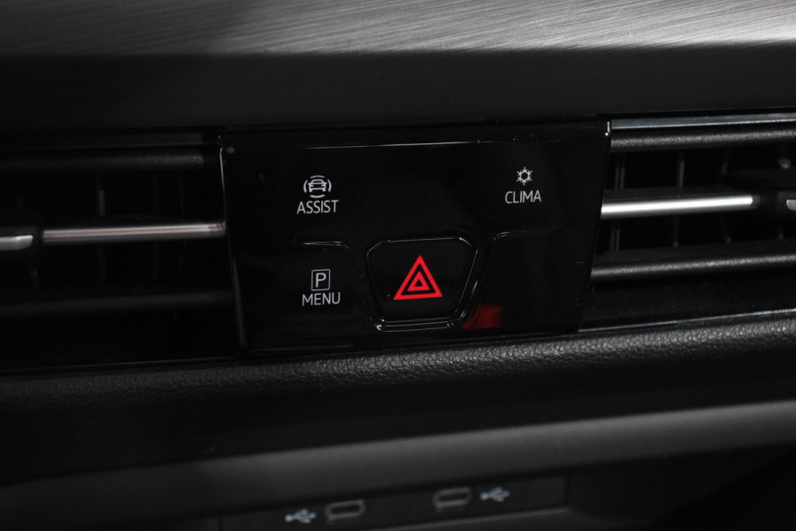Volkswagen Golf 1.5 eTSI 150pk DSG Style | Navigatie | Apple Carplay/Android Auto | Parkeersensoren | Adaptive Cruise Control | Blind Spot Assist | Stoel- en stuurverwarming | Ledverlichting | Virtual Cockpit | Lane Assist | Climatronic