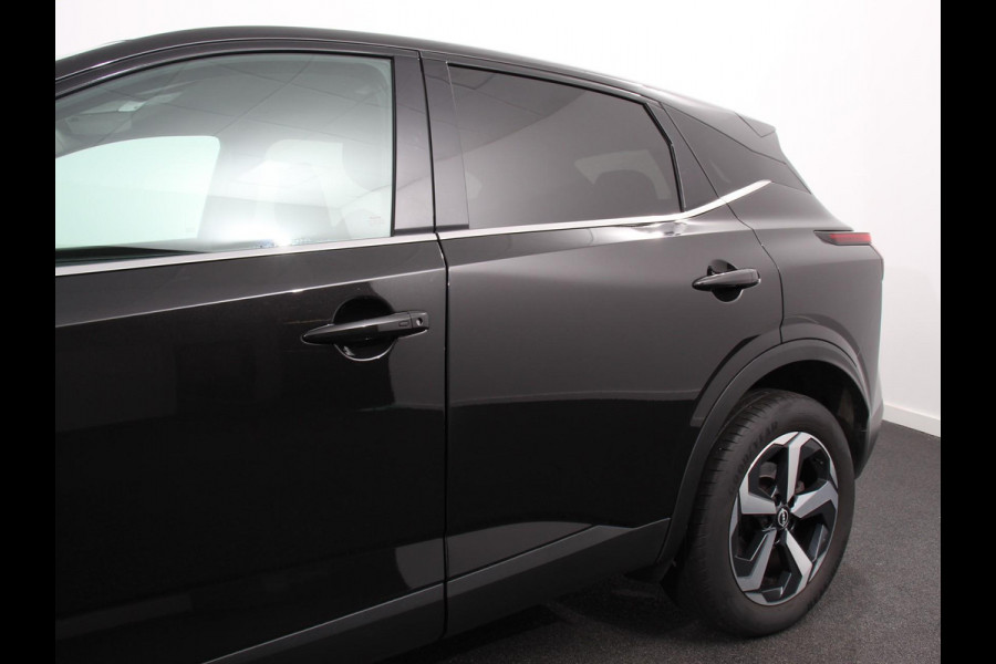 Nissan QASHQAI 1.3 MHEV Xtronic N-Connecta | Navigatie | Climate Control | Camera 360 | Led | Verwarmde voorstoelen | Stuurwiel verwarmd | Adaptive Cruise Control | Lichtmetalen Velgen