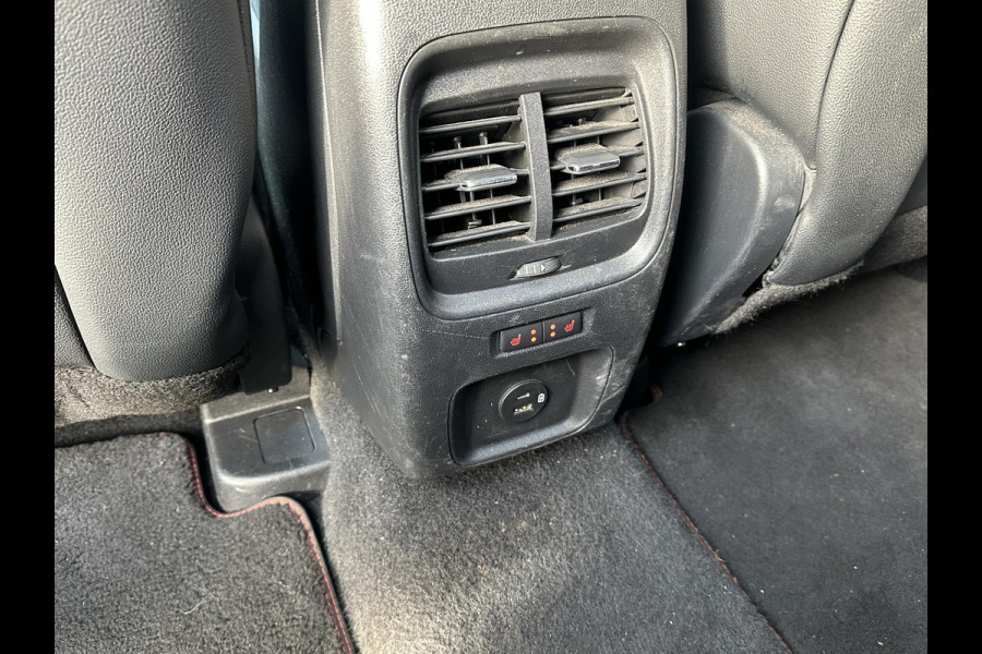 Ford Kuga 2.5 PHEV ST-Line X ST-Line X|Plug-In Hybride Panorama schuifdak | Winterpakket | Adaptieve cruise | Bang & Olufsen | Rijklaar geleverd met 12 mnd BOVAG garantie |