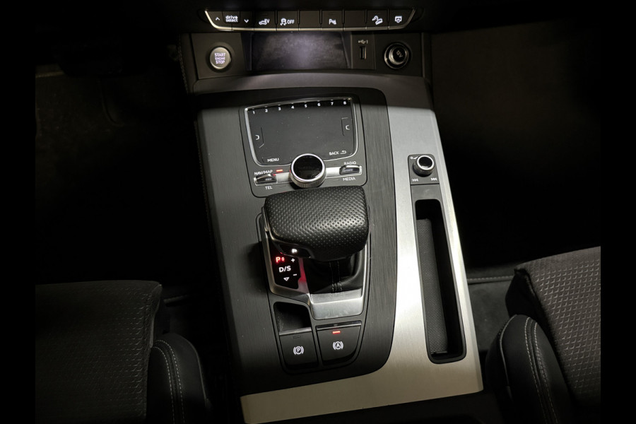 Audi Q5 50 TFSI e 300pk quattro 2x S-Line | Elektr. trekhaak | Apple Carplay | Virtual cockpit