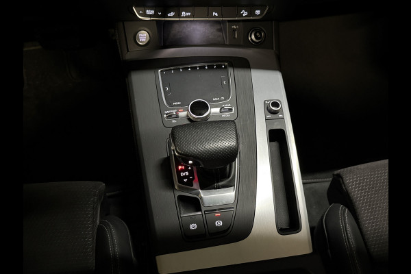 Audi Q5 50 TFSI e 300pk quattro 2x S-Line | Elektr. trekhaak | Apple Carplay | Virtual cockpit