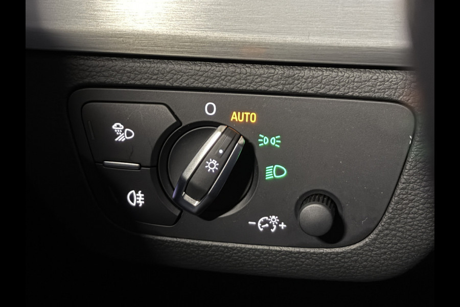 Audi Q5 50 TFSI e 300pk quattro 2x S-Line | Elektr. trekhaak | Apple Carplay | Virtual cockpit