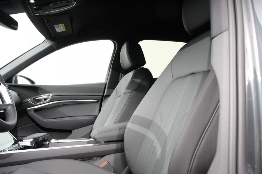 Audi e-tron 55 quattro Advanced edition Plus 408pk | Lederen bekleding | Navigatie | Climate Control | Camera | Extra Getint glas | Parkeer sensoren