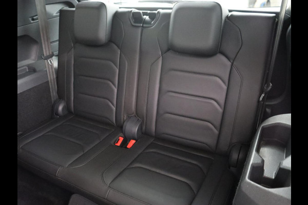 Seat Tarraco 2.0 TSI 4DRIVE Xcellence 7-persoons | Panoramadak | Leder | Stoelverwarming | 360 Camera | Trekhaak | Carplay | Adaptive cruise | Standkachel | Navigatie | 19'' | Achterbankverwarming
