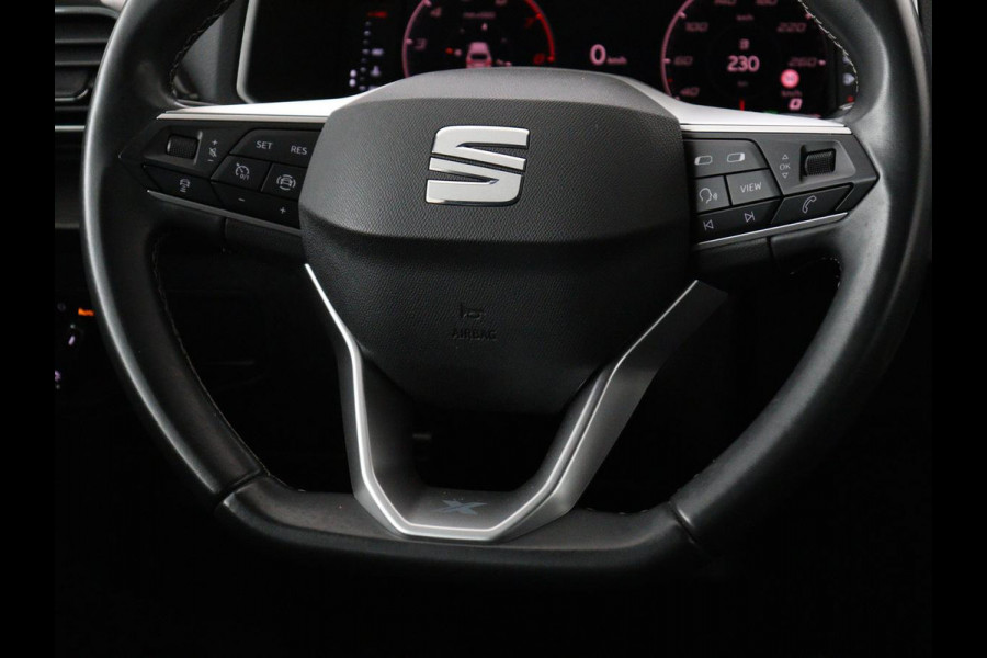 Seat Tarraco 2.0 TSI 4DRIVE Xcellence 7-persoons | Panoramadak | Leder | Stoelverwarming | 360 Camera | Trekhaak | Carplay | Adaptive cruise | Standkachel | Navigatie | 19'' | Achterbankverwarming