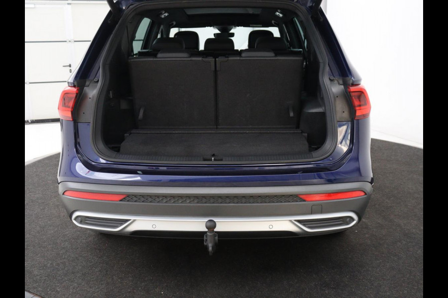 Seat Tarraco 2.0 TSI 4DRIVE Xcellence 7-persoons | Panoramadak | Leder | Stoelverwarming | 360 Camera | Trekhaak | Carplay | Adaptive cruise | Standkachel | Navigatie | 19'' | Achterbankverwarming