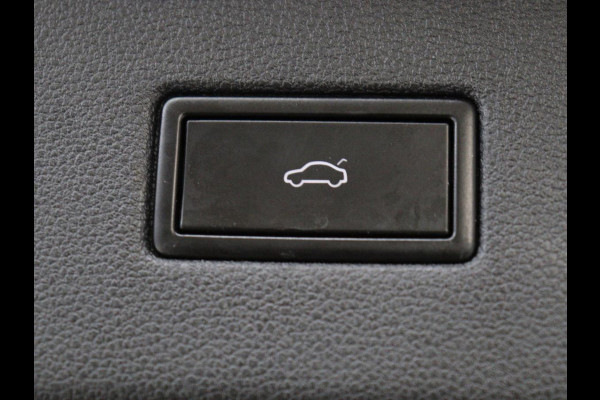 Seat Tarraco 2.0 TSI 4DRIVE Xcellence 7-persoons | Panoramadak | Leder | Stoelverwarming | 360 Camera | Trekhaak | Carplay | Adaptive cruise | Standkachel | Navigatie | 19'' | Achterbankverwarming