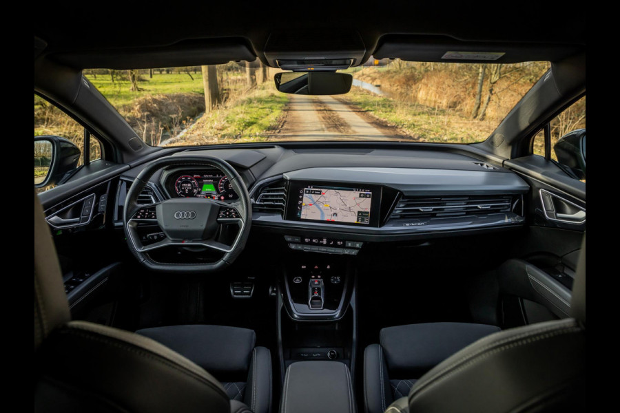 Audi Q4 e-tron 50 Quattro Launch S Competition 77 kWh | Adaptieve Cruise Control | Eerste eigenaar | SoH 91%