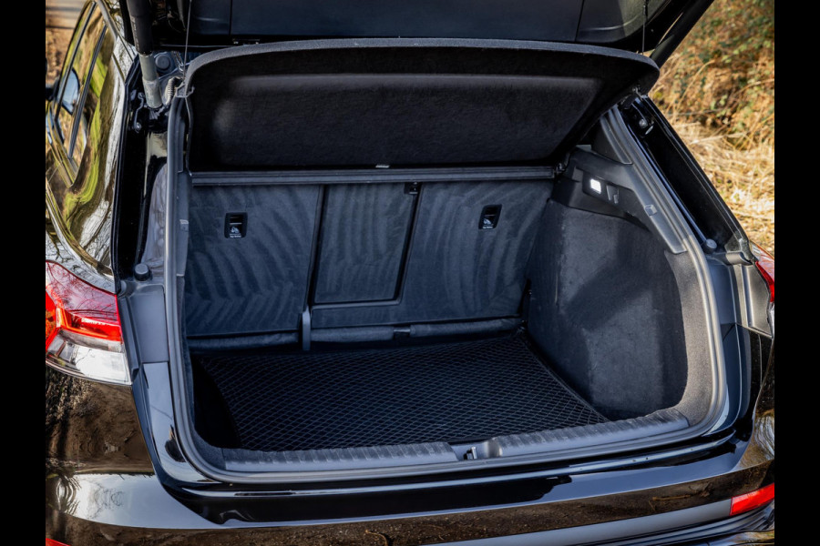 Audi Q4 e-tron 50 Quattro Launch S Competition 77 kWh | Adaptieve Cruise Control | Eerste eigenaar | SoH 91%