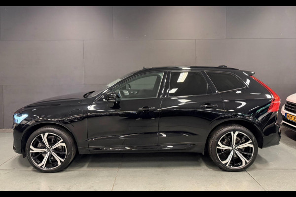 Volvo XC60 2.0 T8 455PK AWD R-DESIGN BLACK B&W/PANO/LEDER/H-UP/360CAM/STOEL-M+KOELING///