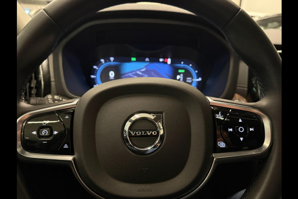 Volvo XC60 2.0 T8 455PK AWD R-DESIGN BLACK B&W/PANO/LEDER/H-UP/360CAM/STOEL-M+KOELING///