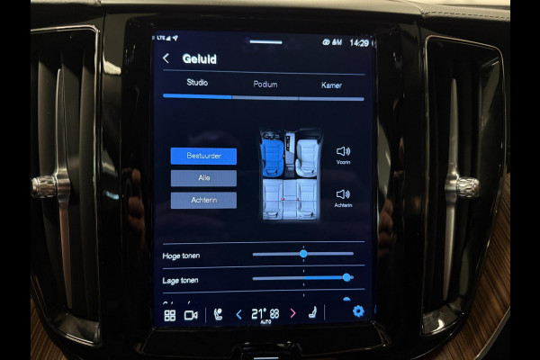 Volvo XC60 2.0 T8 455PK AWD R-DESIGN BLACK B&W/PANO/LEDER/H-UP/360CAM/STOEL-M+KOELING///