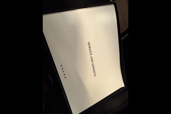 Volvo XC60 2.0 T8 455PK AWD R-DESIGN BLACK B&W/PANO/LEDER/H-UP/360CAM/STOEL-M+KOELING///