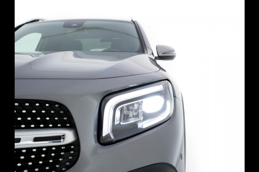 Mercedes-Benz Glb 200 d ( VAN ) Premium AMG-Sport-Pack Aut. *LEATHER-MICROFIBRE | FULL-LED | AMBIENT-LIGHT | WIDE-SCREEN-DIGICOCKPIT | HEATED-SPORTSEATS | KEYLESS | NAVI-FULLMAP | DAB+ | ECC | PDC | CRUISE | 19''ALU*