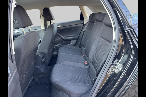 Volkswagen Polo 1.0 TSI Comfortline Business Parkeersensoren | Cruise control