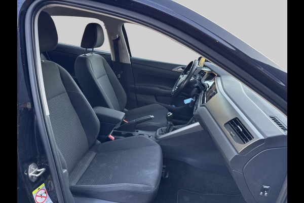 Volkswagen Polo 1.0 TSI Comfortline Business Parkeersensoren | Cruise control