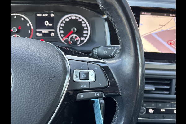 Volkswagen Polo 1.0 TSI Comfortline Business Parkeersensoren | Cruise control