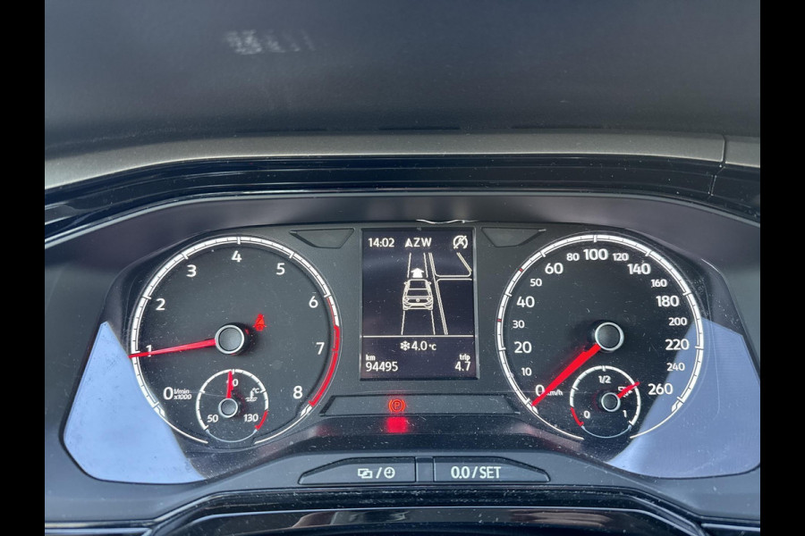 Volkswagen Polo 1.0 TSI Comfortline Business Parkeersensoren | Cruise control