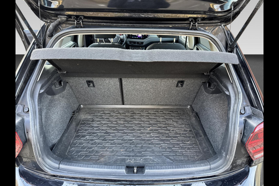Volkswagen Polo 1.0 TSI Comfortline Business Parkeersensoren | Cruise control