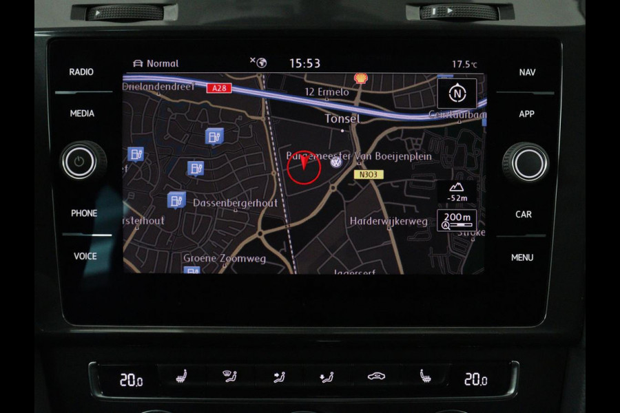 Volkswagen e-Golf E-DITION | Stoelverwarming | Warmtepomp | Carplay | Adaptive cruise | Virtual Cockpit | Navigatie | LED  Plus | Getint glas | Climate control