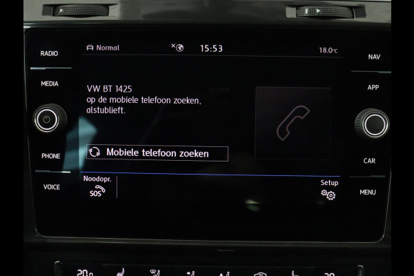 Volkswagen e-Golf E-DITION | Stoelverwarming | Warmtepomp | Carplay | Adaptive cruise | Virtual Cockpit | Navigatie | LED  Plus | Getint glas | Climate control
