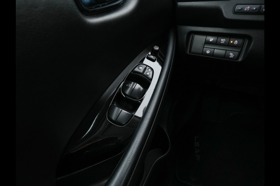 Nissan Leaf Tekna 40 kWh (SOH-83%) (INCL-BTW) *Aut.*LEATHER | FULL-LED | BOSE-AUDIO | TOPVIEW | DAB | KEYLESS | NAVI-FULLMAP | DAB | HEATED-COMFORTSEATS | PRIVACY-GLASS | ADAPTIVE-CRUISE | 17''ALU*