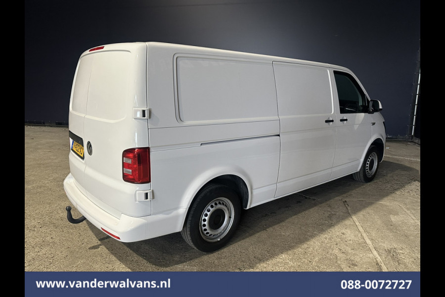 Volkswagen Transporter 2.0 TDI L2H1 Euro6 Airco | Camera | Apple Carplay | Trekhaak | Cruisecontrol Android Auto, Bijrijdersbank