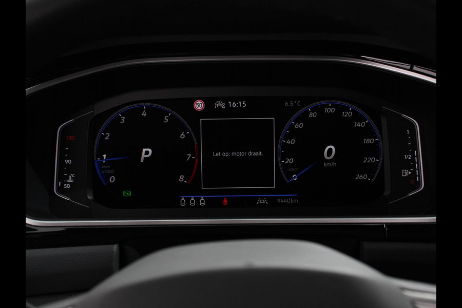 Volkswagen T-Roc 1.5 TSI 150pk DSG R-Line Edition | Navigatie | Apple Carplay/Android Auto | Electrische te openen kofferbak | Camera | Keyless start | Led | Dab | Adaptive Cruise Control