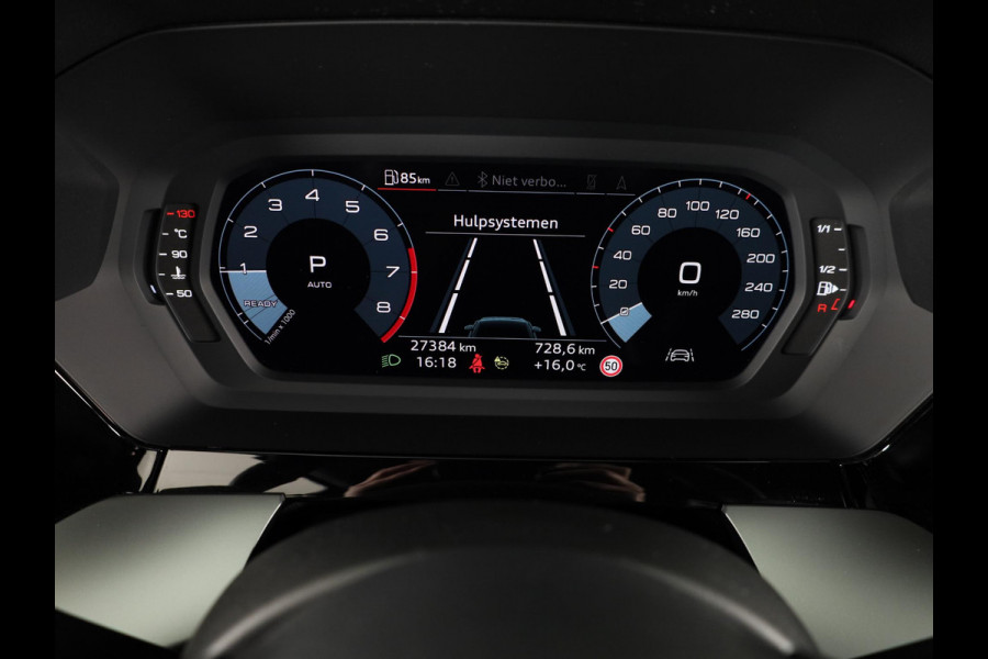 Audi A3 Limousine 30 TFSI Business edition 110pk | Navigatie | Climatronic | Parkeersensoren voor en achter | Matrix koplampen