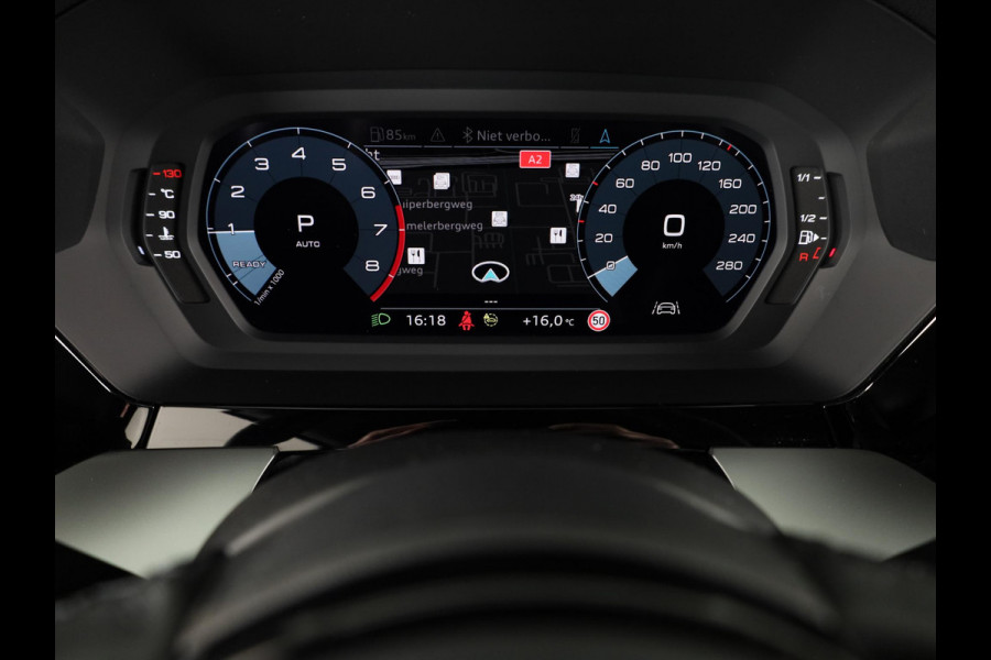 Audi A3 Limousine 30 TFSI Business edition 110pk | Navigatie | Climatronic | Parkeersensoren voor en achter | Matrix koplampen