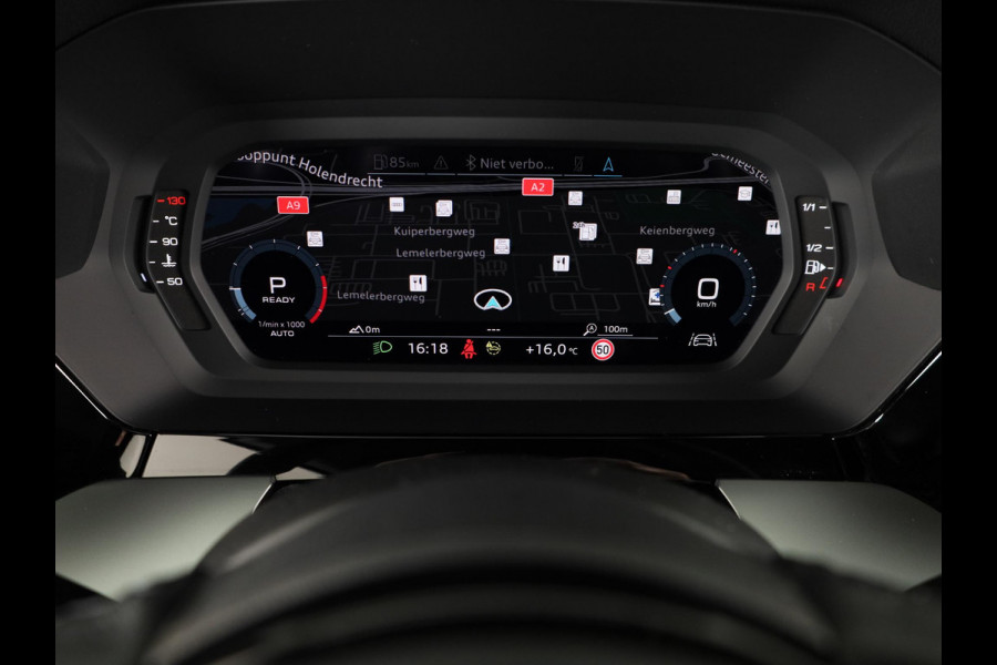 Audi A3 Limousine 30 TFSI Business edition 110pk | Navigatie | Climatronic | Parkeersensoren voor en achter | Matrix koplampen