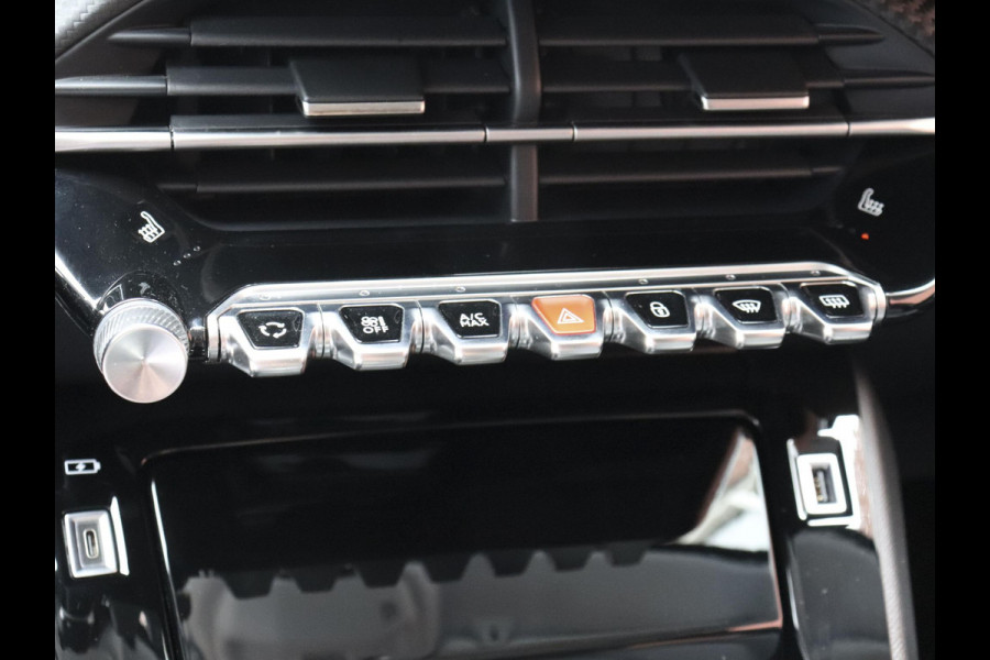 Peugeot 208 1.2 PureTech 101pk Allure Pack | Navigatie | Apple Carplay/Android Auto | Climate Control | Digitale Cockpit | Parkeer sensoren | Verwarmde voorstoelen
