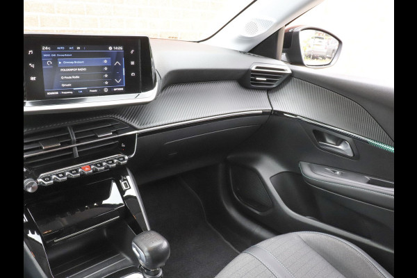 Peugeot 208 1.2 PureTech 101pk Allure Pack | Navigatie | Apple Carplay/Android Auto | Climate Control | Digitale Cockpit | Parkeer sensoren | Verwarmde voorstoelen