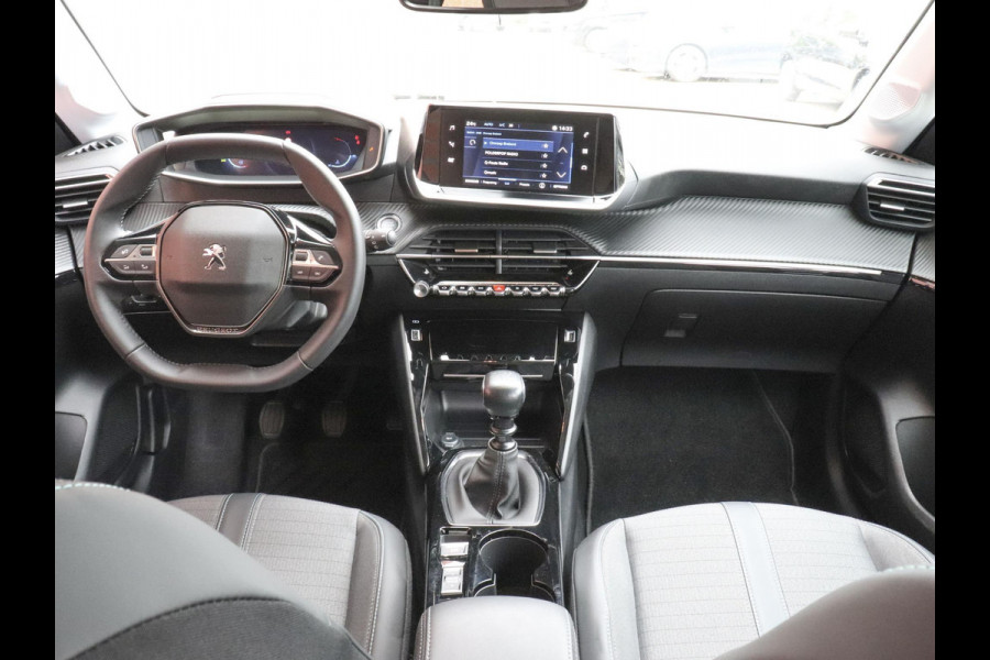 Peugeot 208 1.2 PureTech 101pk Allure Pack | Navigatie | Apple Carplay/Android Auto | Climate Control | Digitale Cockpit | Parkeer sensoren | Verwarmde voorstoelen