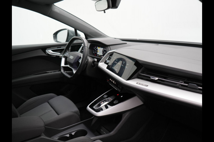Audi Q4 e-tron 35 Edition 55 kWh 170pk Dealer O.H. | Sportstoelen Verwarmd | Navigatie Full Map | Virtual Cockpit | DAB |