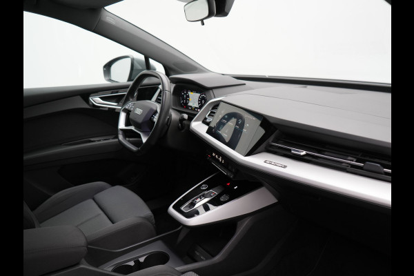 Audi Q4 e-tron 35 Edition 55 kWh 170pk Dealer O.H. | Sportstoelen Verwarmd | Navigatie Full Map | Virtual Cockpit | DAB |