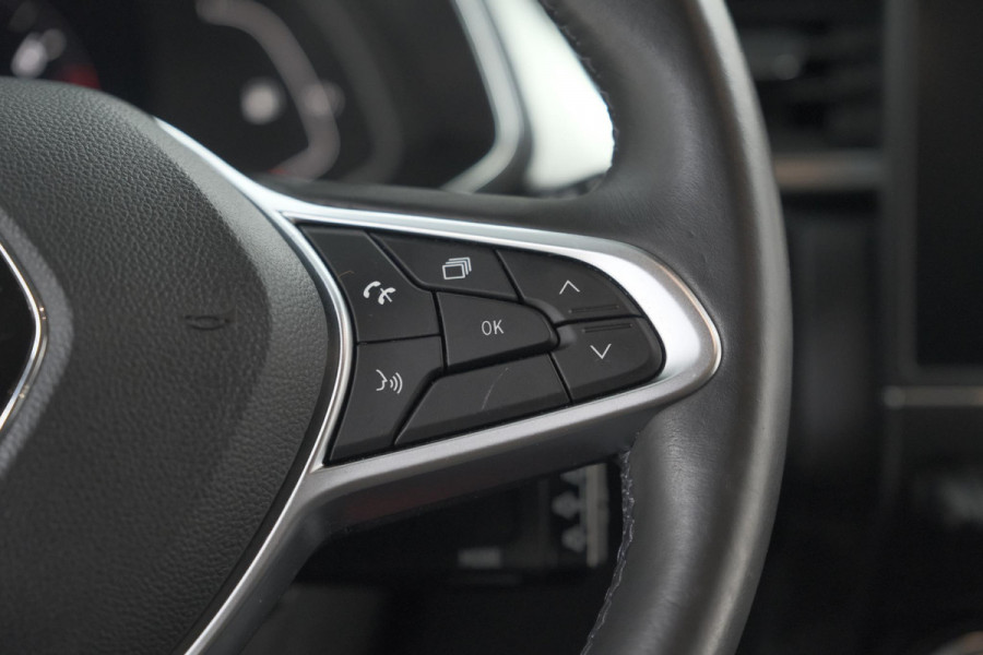 Renault Captur TCe 100 Intens | Trekhaak | Camera | Navigatie | Parkeersensoren