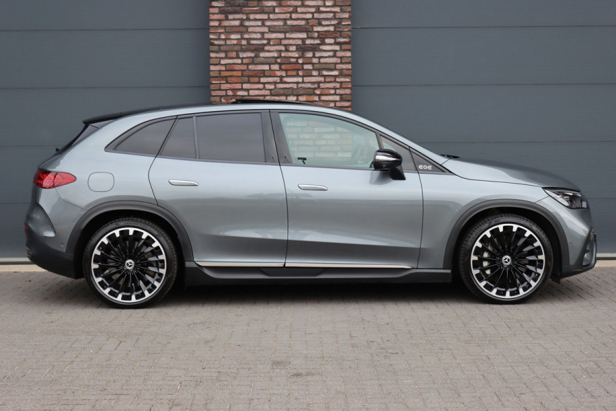 Mercedes-Benz EQE SUV 500 4Matic AMG Line 96 kWh | Hyperscreen | Airmatic | Achterasbesturing | Distronic+ | Stoelventilatie | Trekhaak | Burmester | Memory | HUD | Warmtepomp |