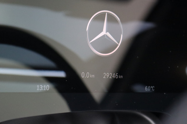 Mercedes-Benz EQE SUV 500 4Matic AMG Line 96 kWh | Hyperscreen | Airmatic | Achterasbesturing | Distronic+ | Stoelventilatie | Trekhaak | Burmester | Memory | HUD | Warmtepomp |