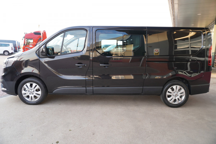 Renault Trafic 2.0 Bleu dCi EDC 170PK L2H1 Red Edition DubbelCabine Automaat Nr.V077 |  Climate | Navi | Camera | Schuifdeur L/R