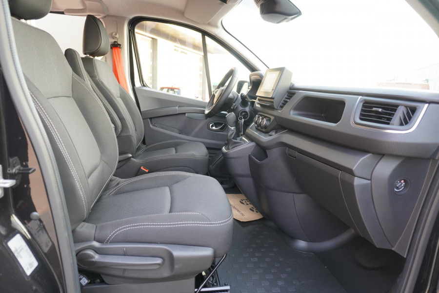 Renault Trafic 2.0 Bleu dCi EDC 170PK L2H1 Red Edition DubbelCabine Automaat Nr.V077 |  Climate | Navi | Camera | Schuifdeur L/R